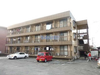 プレジデント御井 202号室