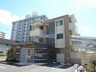 ローズヴィラ諏訪野 203号室
